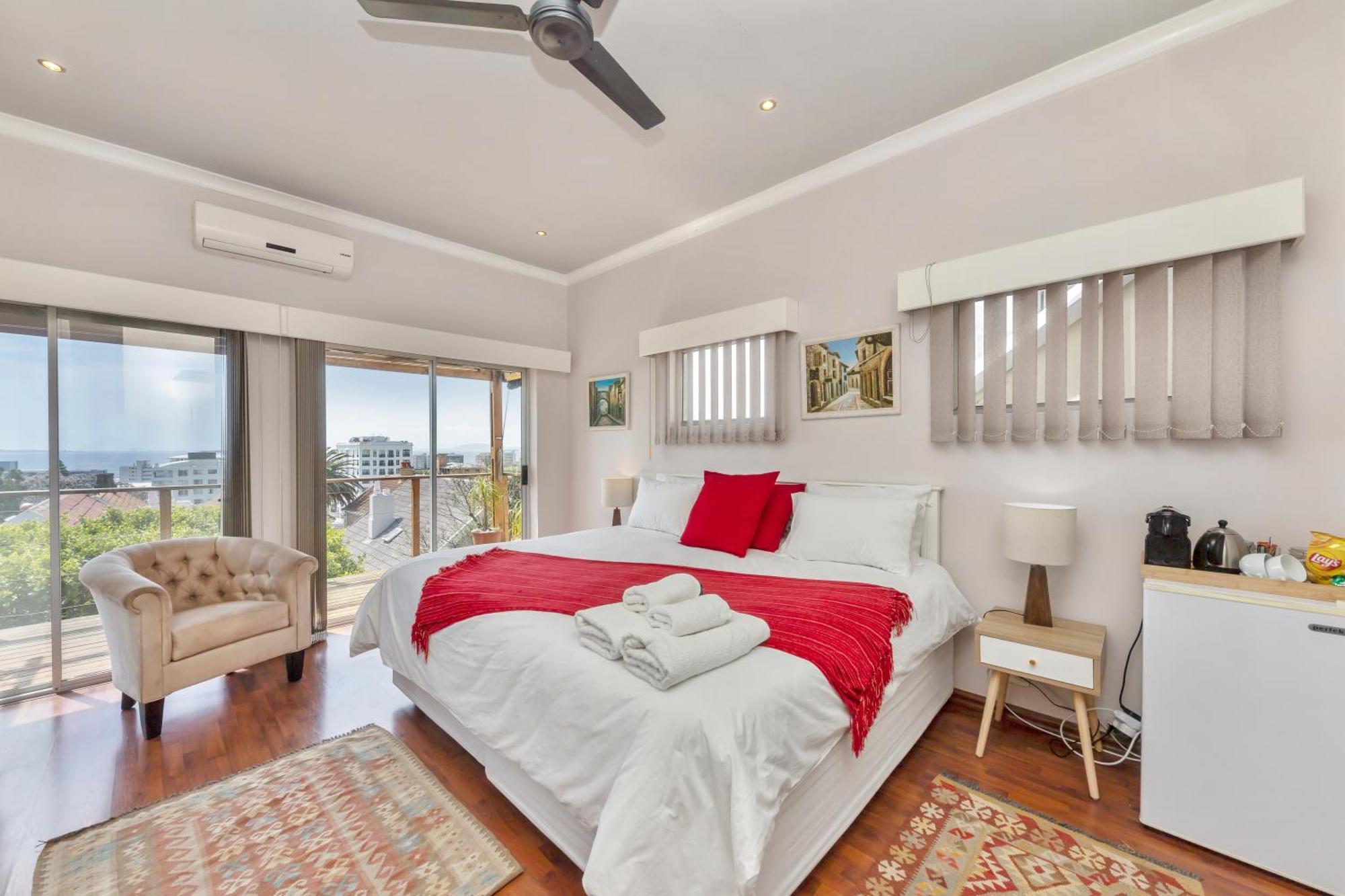 Anchor Bay Workation Hotel Cape Town Bagian luar foto